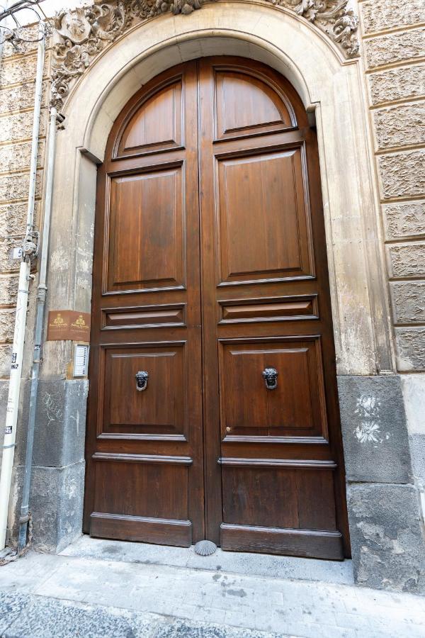 B&B Palazzo Perrotta Catânia Exterior foto